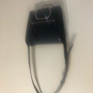 Gorges hand bag classic style for élégante women could be used to go for dinner